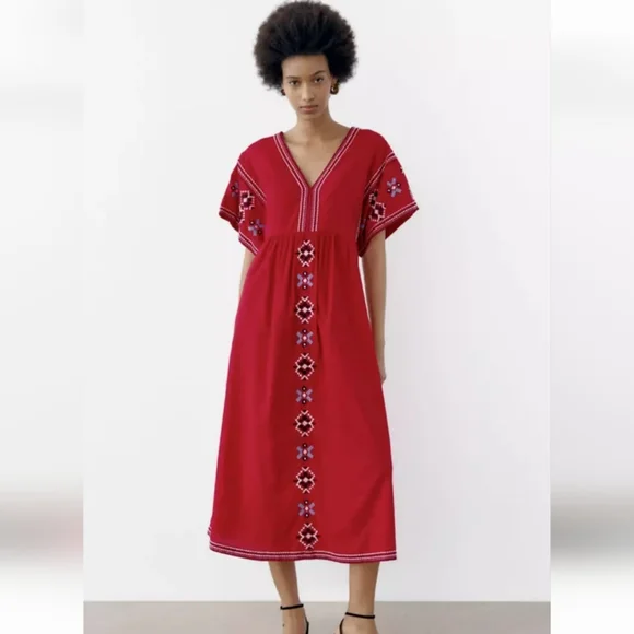 NWOT Zara Embroidered Tunic Dress NWOT Zara Embroidered Tunic Dress